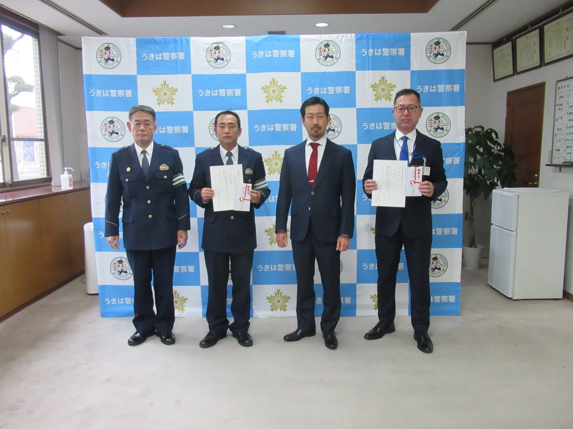 「福岡県警察を励ます会」を代表して当法人の理事長 鬼塚一郎が激励を行いました