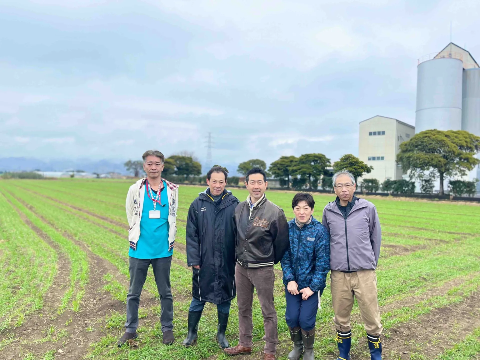 「麦踏み体験」にボランティア参加しました